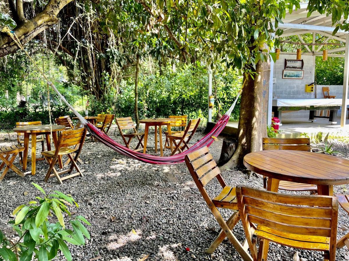 Hotel Kawabonga à Palomino Extérieur photo